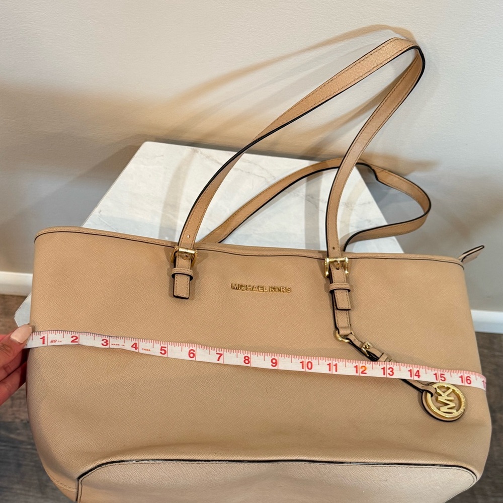 Michael Kors Pale Pink Leather Tote Bag - Picture 7 of 9